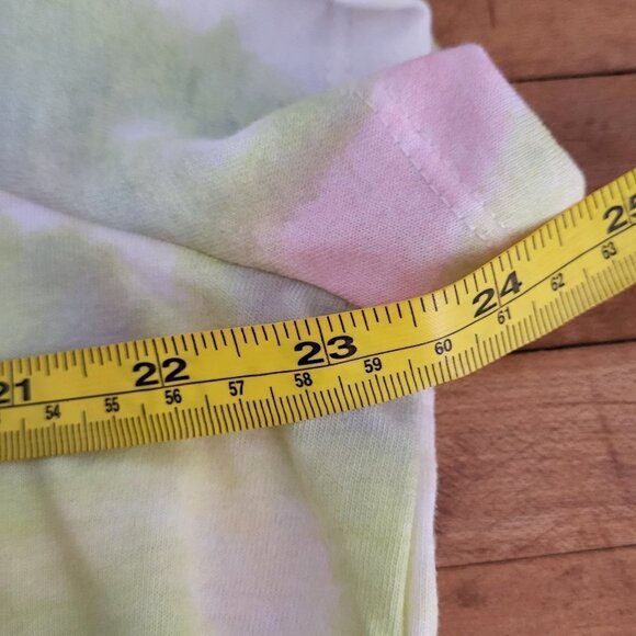 Slash-Front Tie-Dye KISS Graphic Tee Size 18/20 - Picture 10 of 11